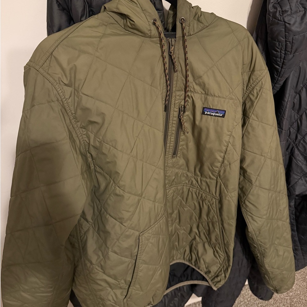 Patagonia Olive Green Men's Diamond Quilted Jacket